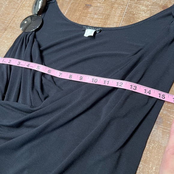 VENUS Dress Sz Medium - Picture 9 of 10